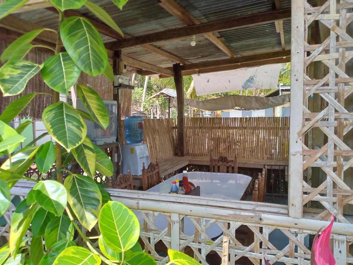 Junjals Backpackers Chalet Bohol Exteriér fotografie