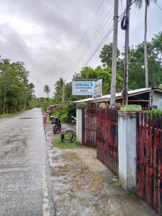 Junjals Backpackers Chalet Bohol Exteriér fotografie