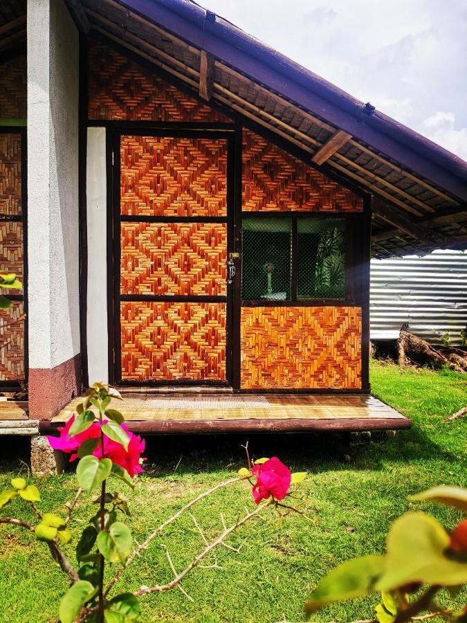 Junjals Backpackers Chalet Bohol Exteriér fotografie